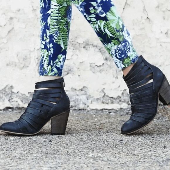 Free People Boho Hybrid Strappy Leather Women’s Ankle Bootie in Black EU37/6.5-7 - Picture 10 of 10